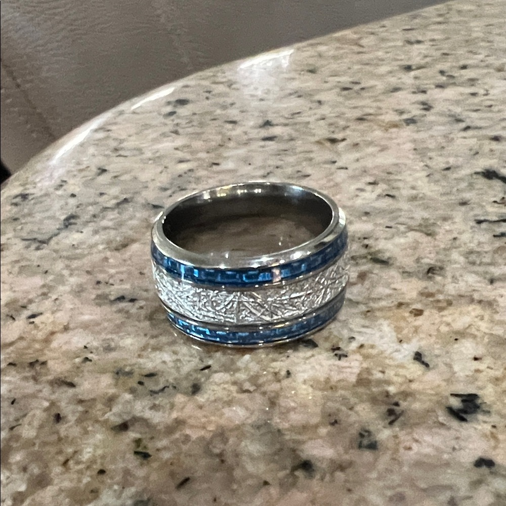 Men’s Meteorite Ring Made with Stainless Steel and Blue Carbon Fiber.